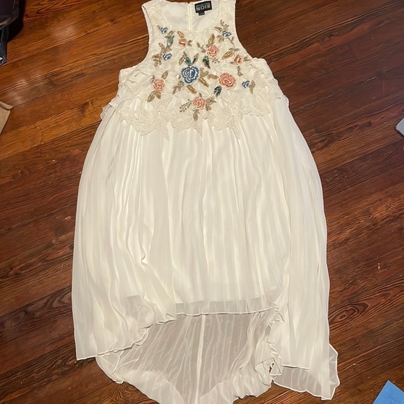 Sachin & Babi Noir Women’s White Dress with lace and crochet top Size XS-S - Picture 1 of 8